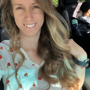 Meet your Posher, Elizabeth